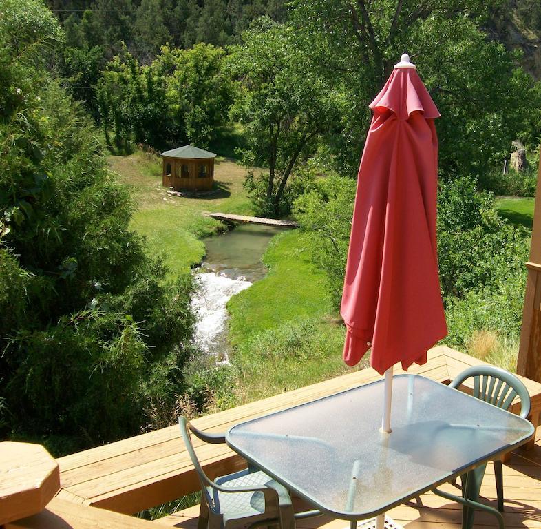 River Falls Lodging -Black Hills, South Dakota Hot Springs Zimmer foto